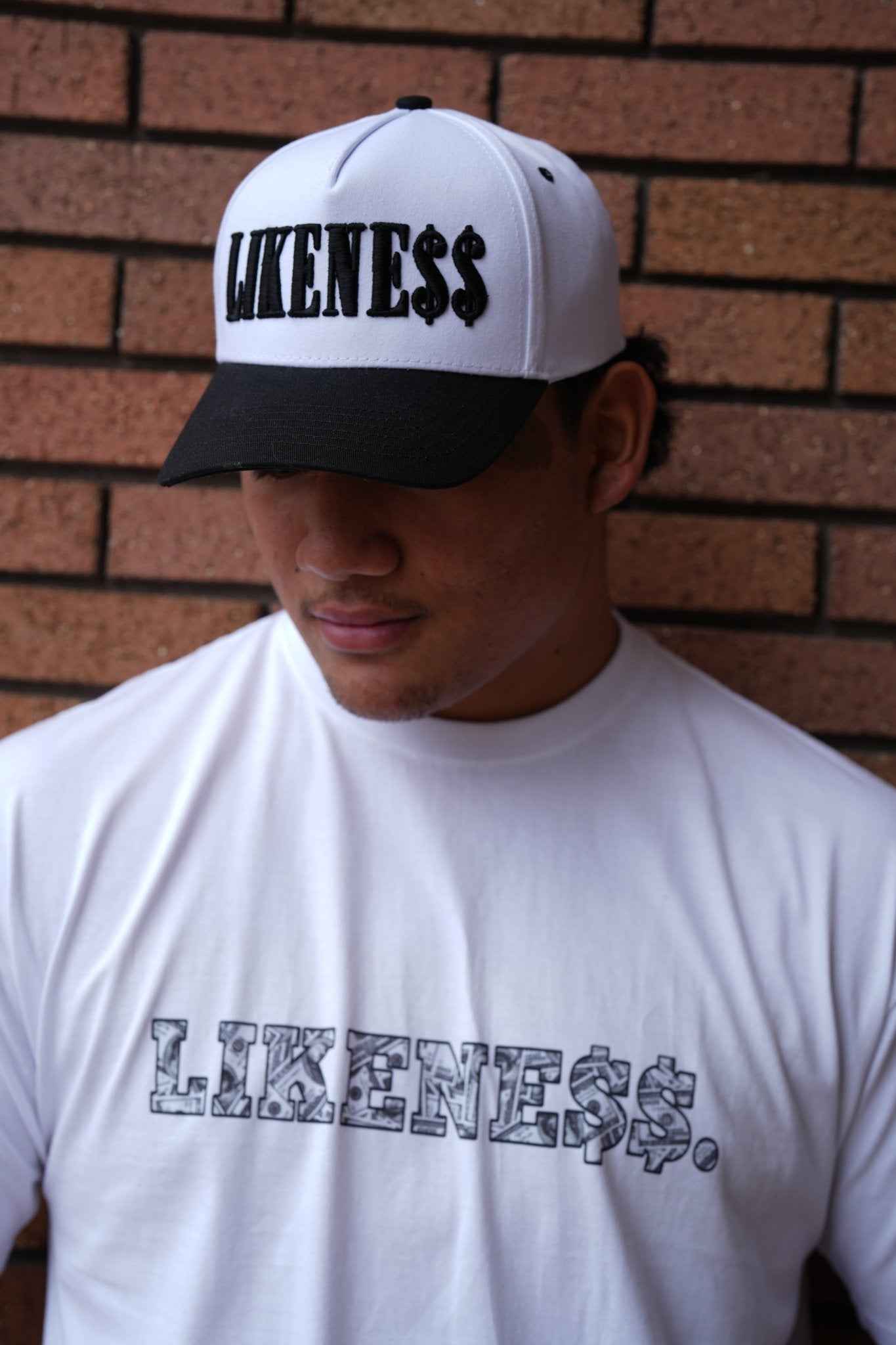 LIKENE$$ Cap (Black and White)