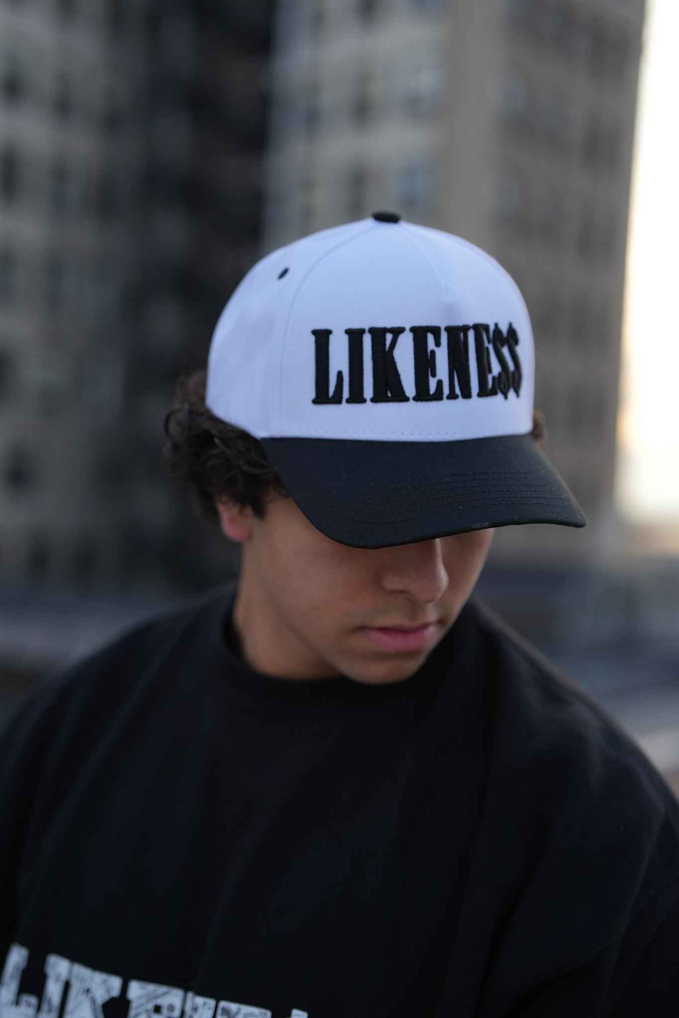 LIKENE$$ Cap (Black and White)